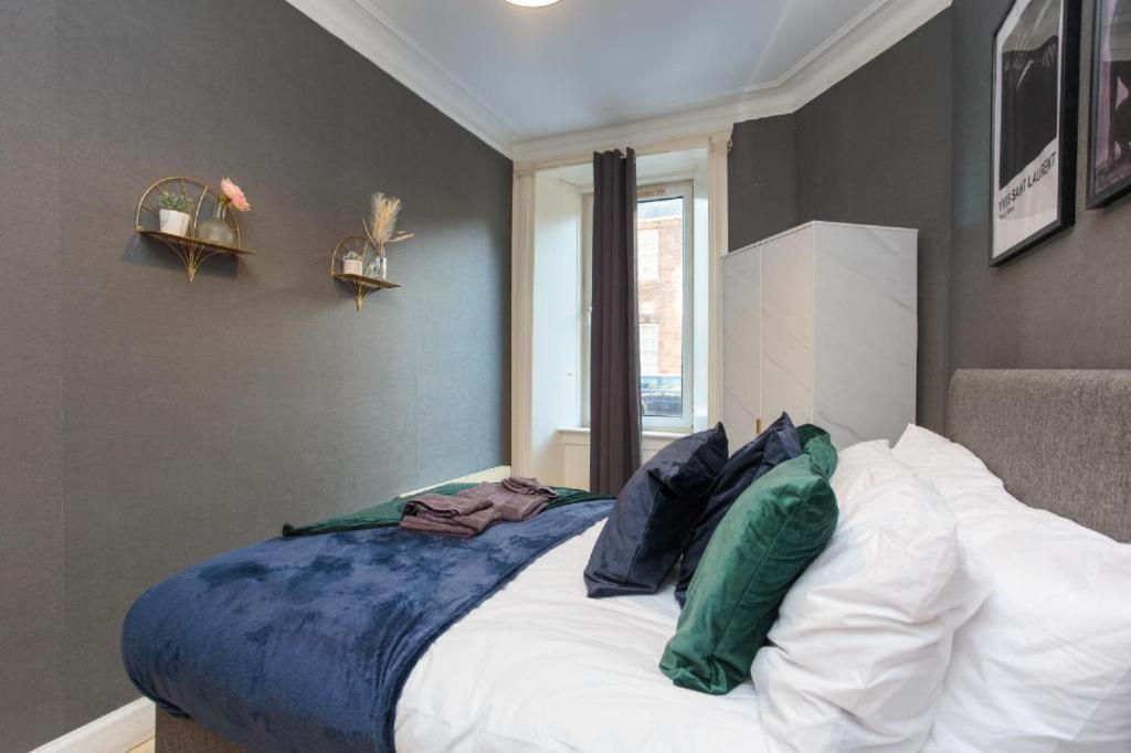 Beautiful Boutique Edinburgh Abode - Sleeps 4 Leilighet Eksteriør bilde